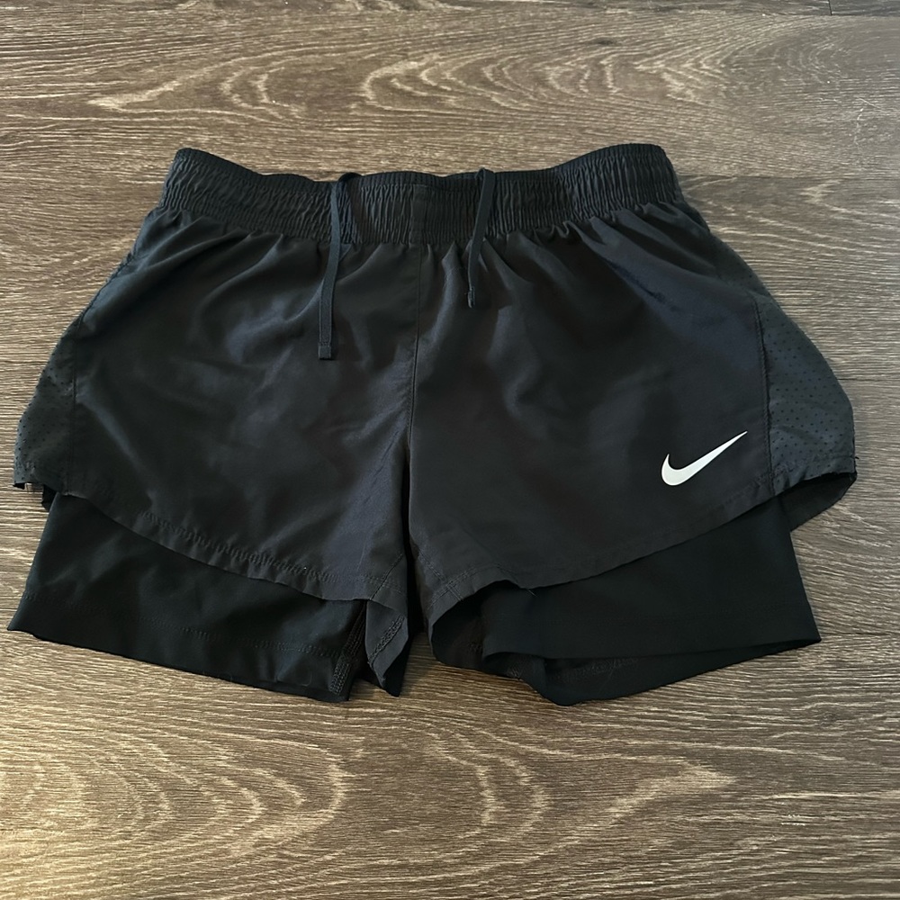Women’s Nike Running Shorts w/ built in spandex